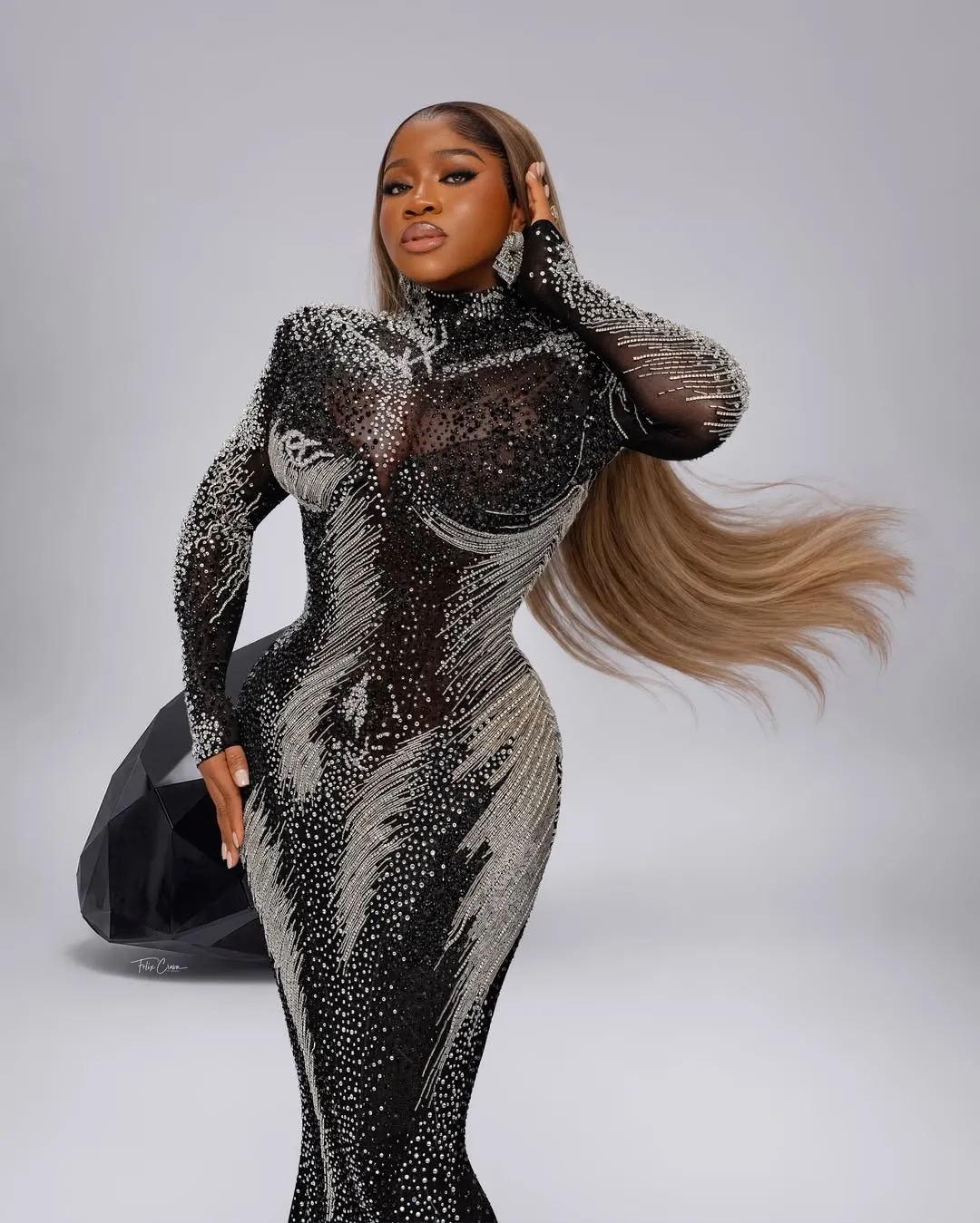 Veekee James Turned 31 in Her Own Crystals and Introduced the Answer to Her Prayers